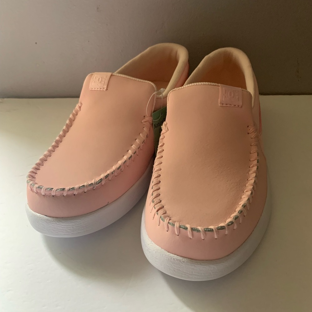 WOMEN'S VILLAIN SLIP ON DC SHOES NEW